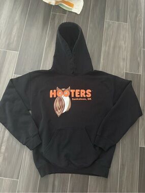 Hooters Saskatoon Hoodie